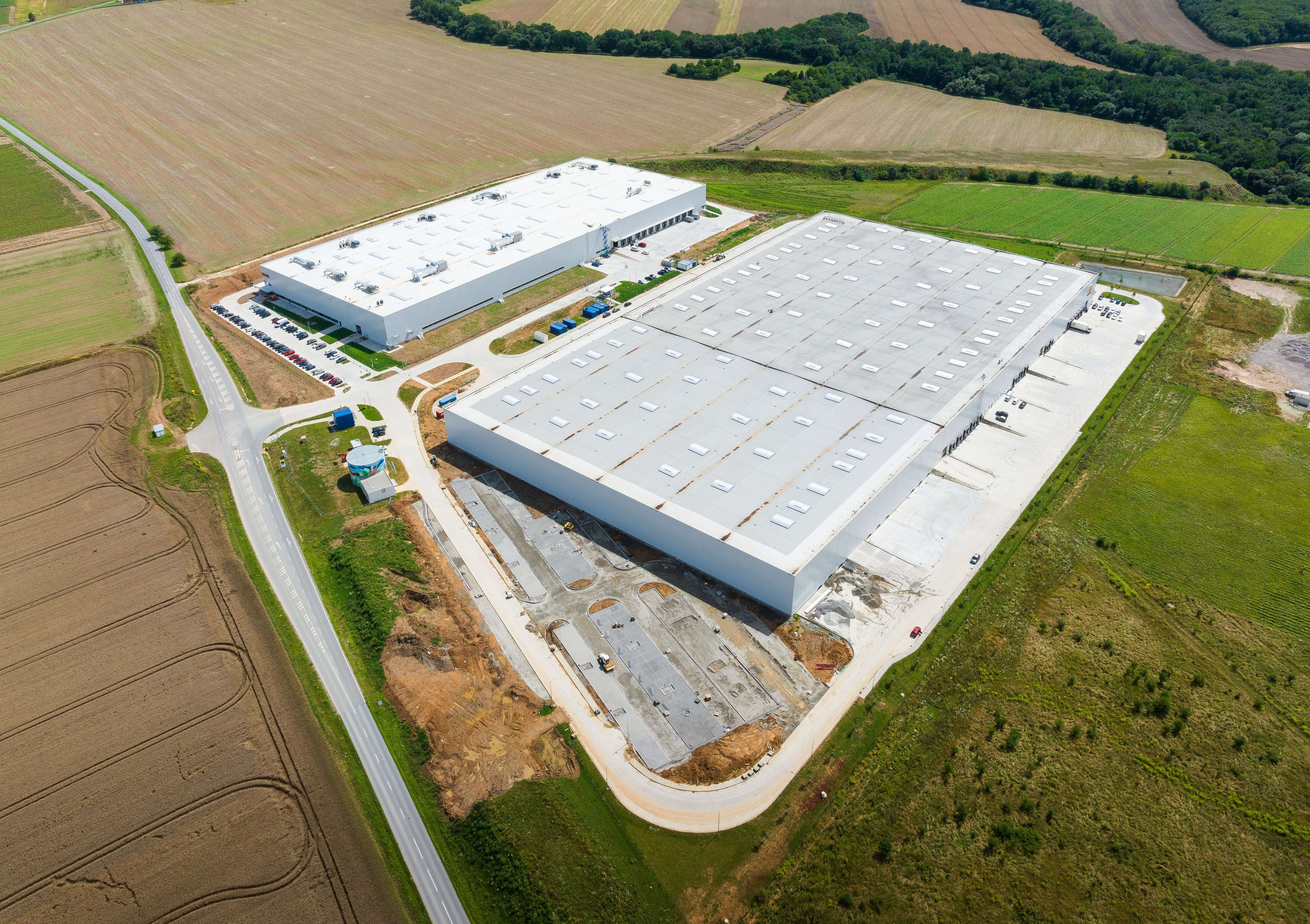 realization.title-img