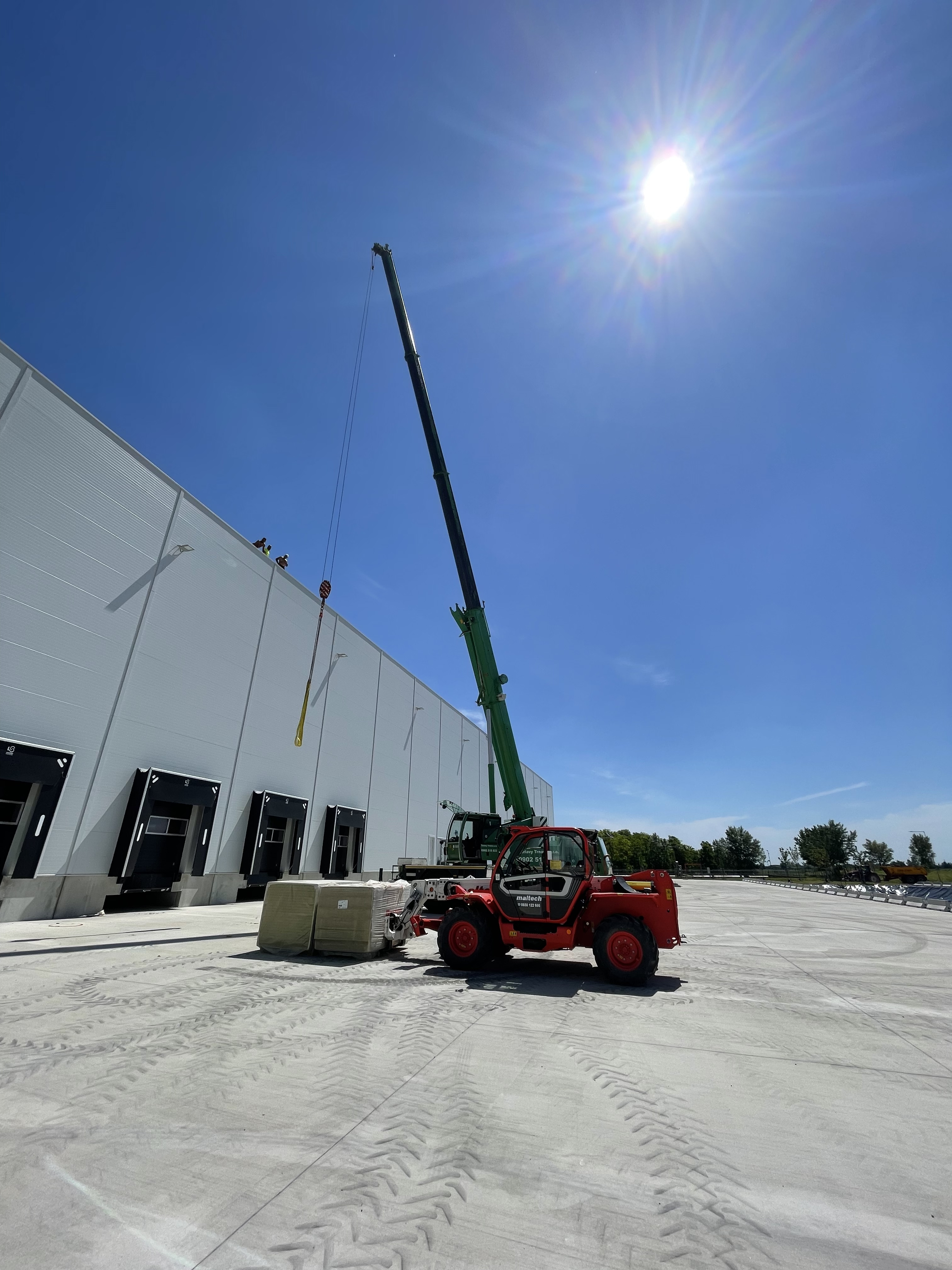 realization.title-img